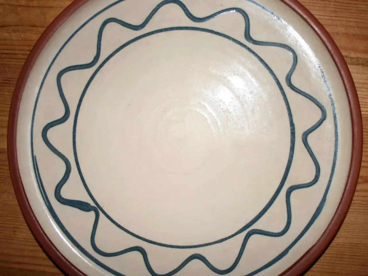 Billede 1 - Keramik-tallerkener købes