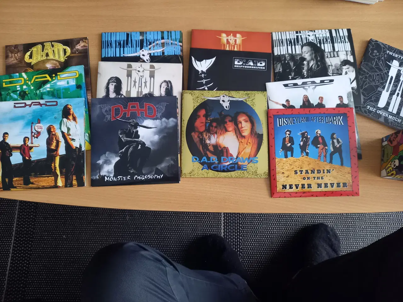 Billede 4 - DVD BOX The Overmuch box, 12 stk cd'er 