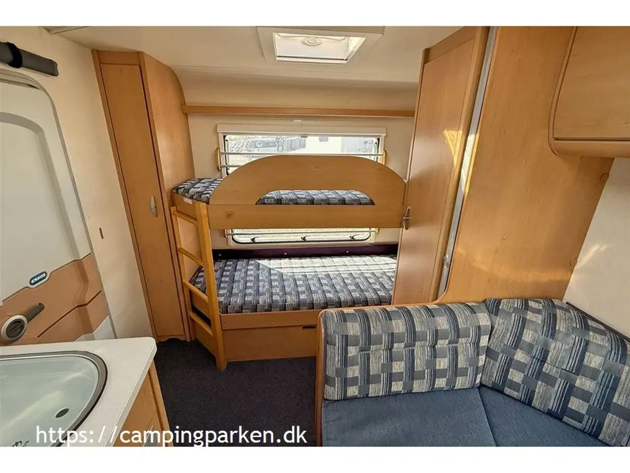 Billede 5 - 2007 - Knaus Südwind 550   Perfekt familievogn med dobbeltseng, køjer og 3 meter Isabella fortelt