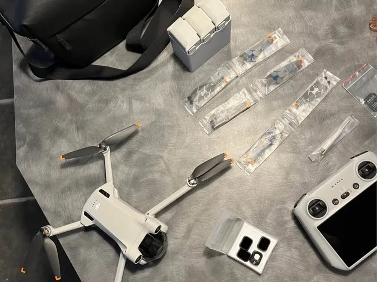 Billede 2 - Dji mini 3 pro 4k + fly more combo!