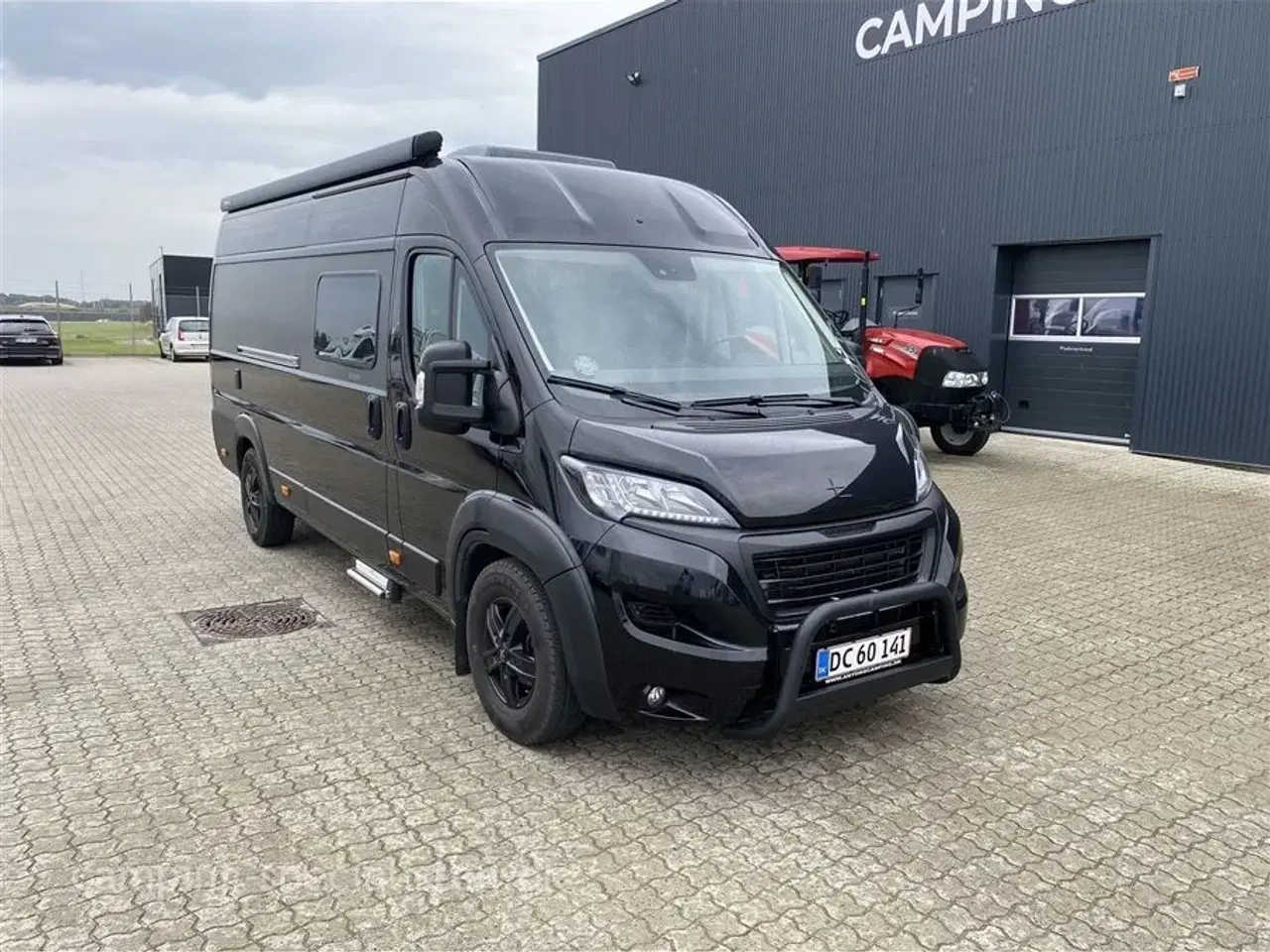 Billede 2 - 2022 - Tourne 6.4 Black Edition   Tourne Black Edition 6.4 model 2022 kan nu ses hos Camping-Specialisten