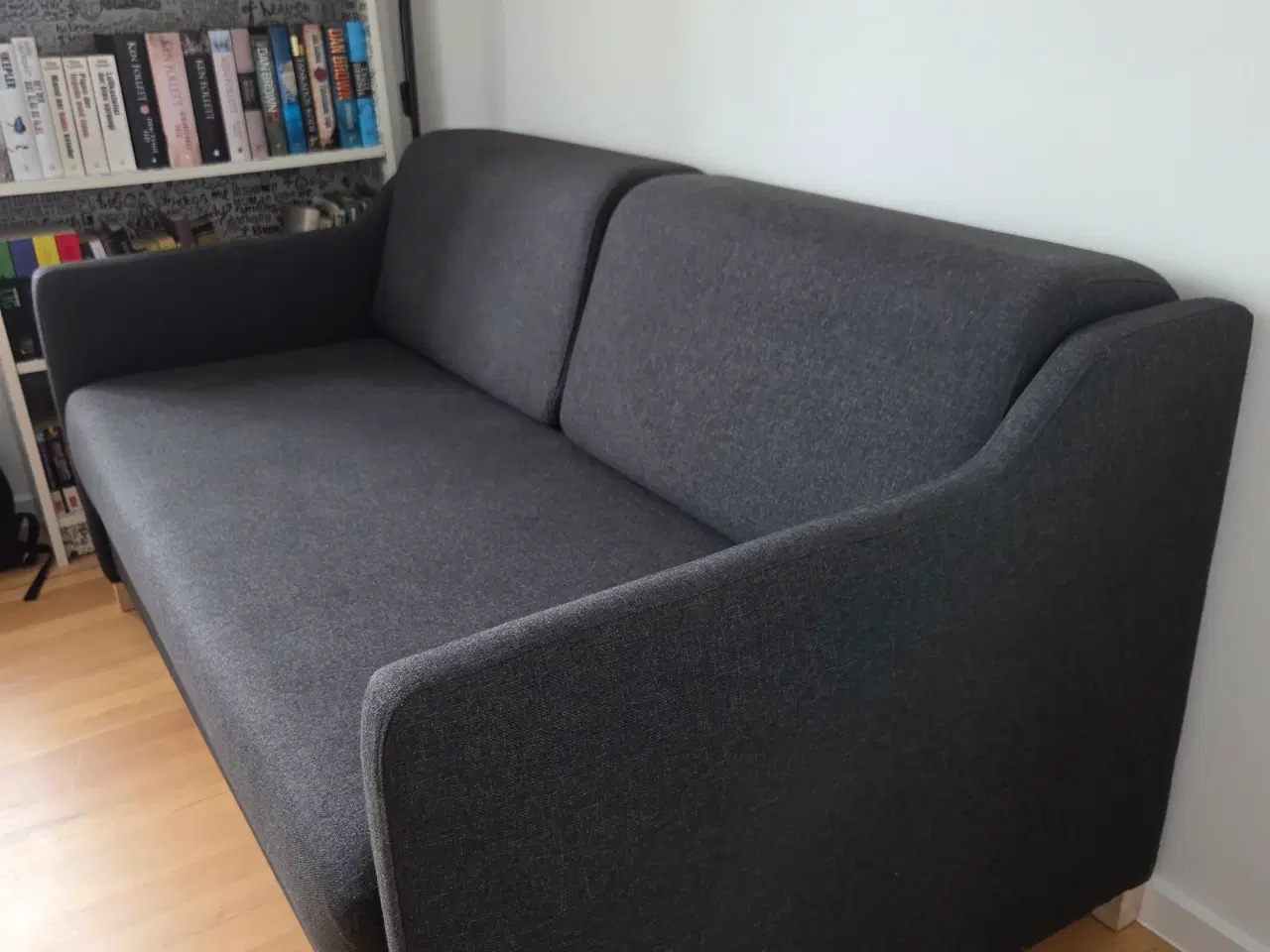 Billede 2 - Sovesofa, mørkegrå stof