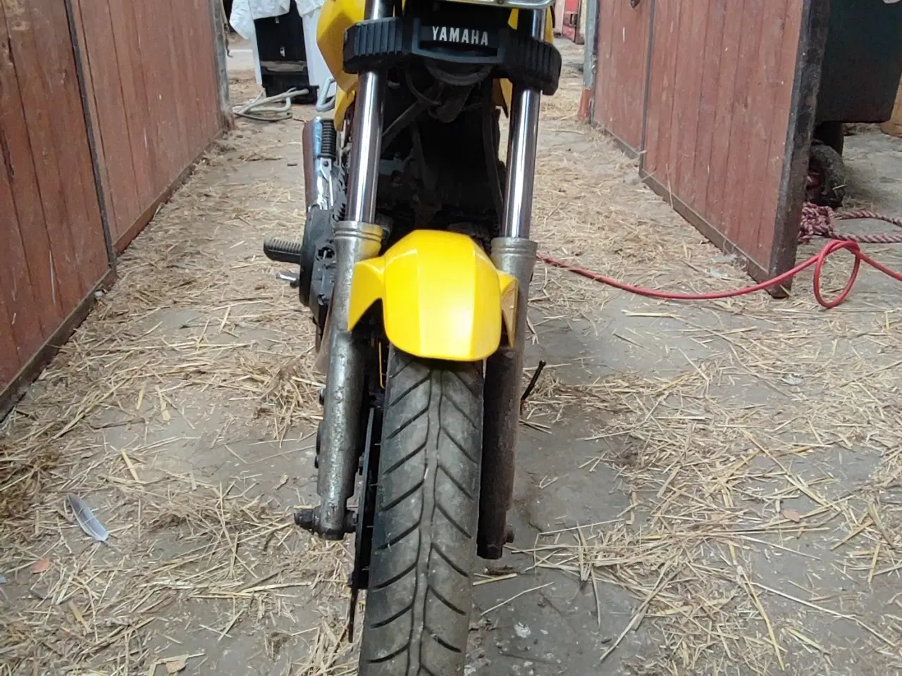 Billede 4 - Yamaha XS 400 (Gul)