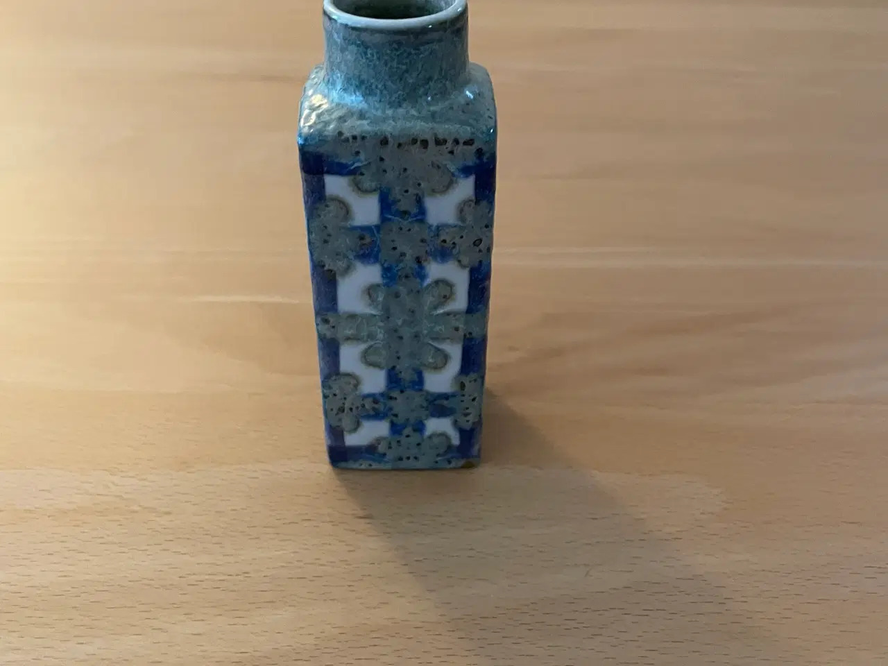 Billede 2 - Royal Copenhagen vase Baca fajance 711/3258