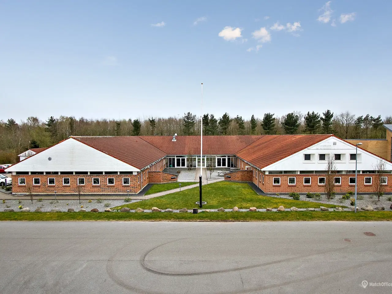 Billede 3 - Kontor. showroom. klinik. undervisning m.m. - i alt 264 kvm