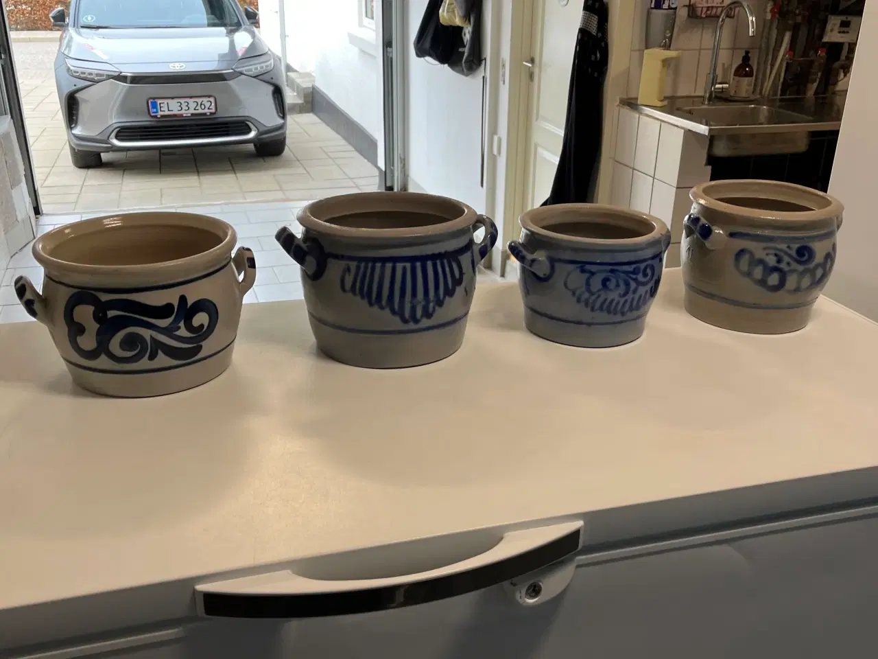 Billede 1 - Gamle krukker 150 kr stk