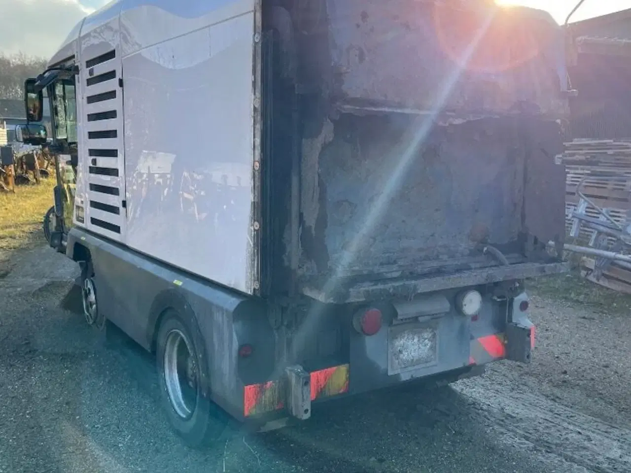 Billede 4 - Ravo E6 Feje - Suge lastbil 3 koste