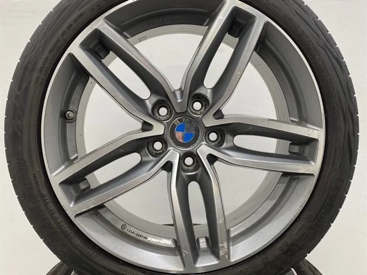 Billede 4 - 18" Alufælge med dæk A64496 F45 SAT F46 MPV F45 SAT LCI F46 MPV LCI