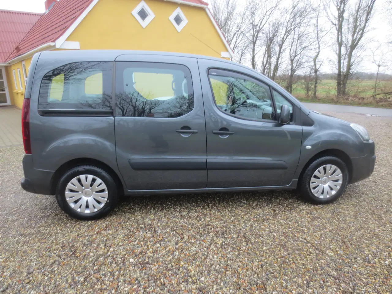 Billede 4 - Citroen Berlingo 1.6 HDi Årg 2015. Nysynet. 