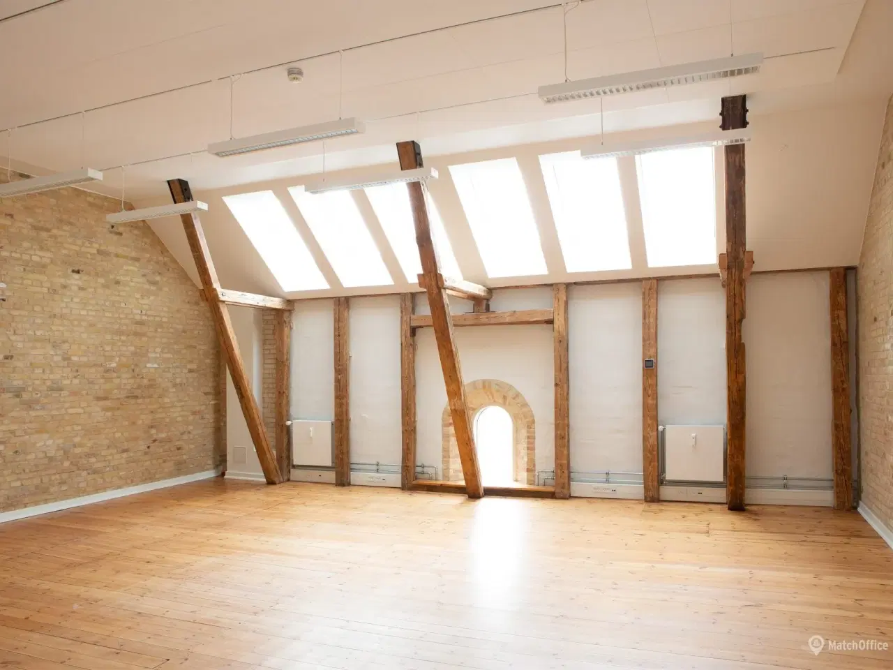 Billede 6 - To sammenhængende etager i tidligere ikonisk byskole