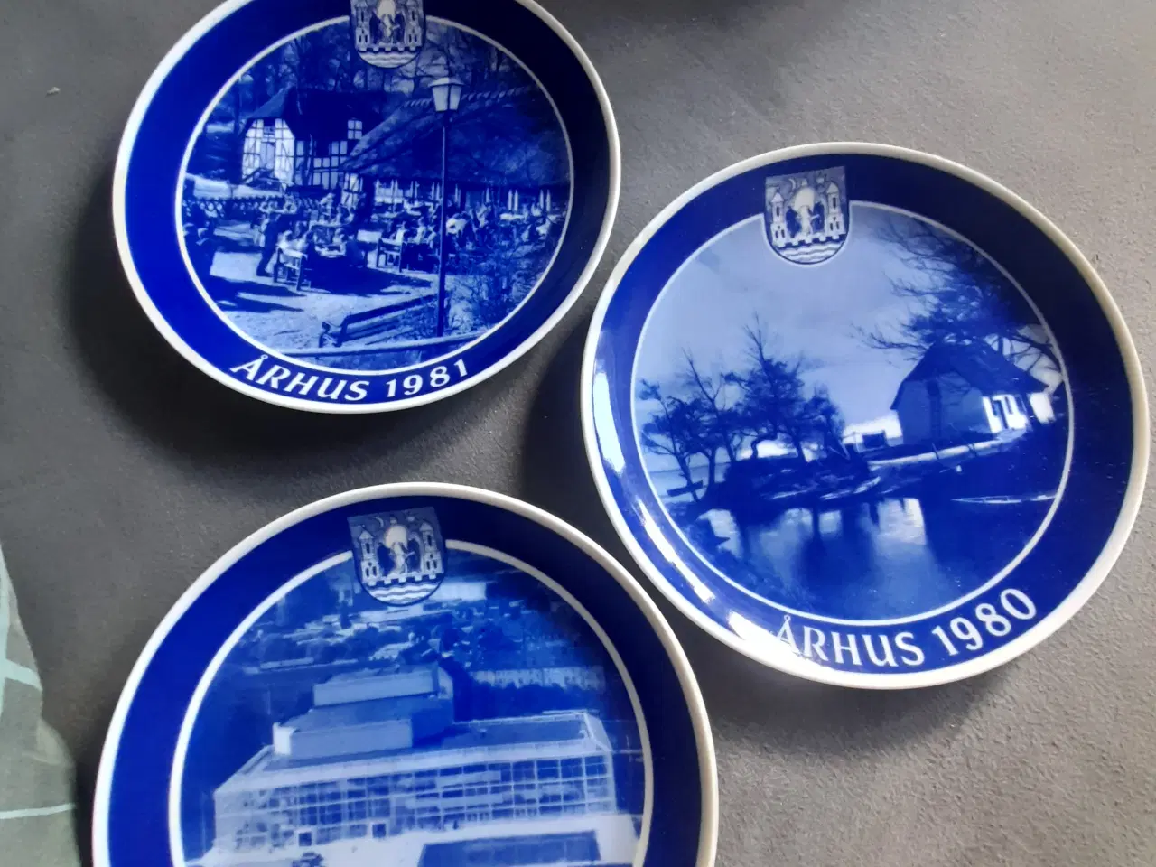 Billede 15 - Møbler porcelæn osv