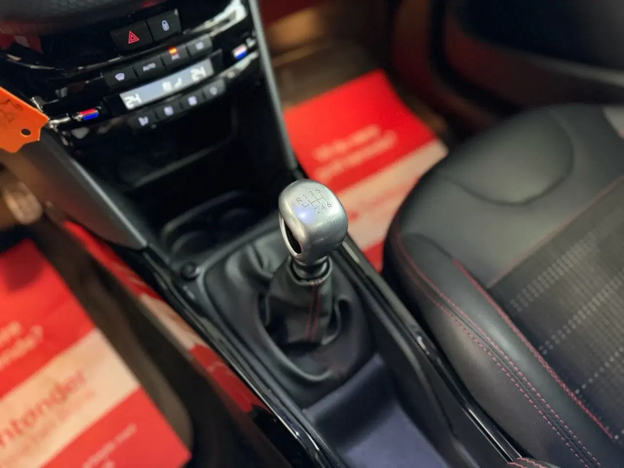 Billede 18 - Peugeot 2008 1,6 BlueHDi GT Line Sky 120HK 6g