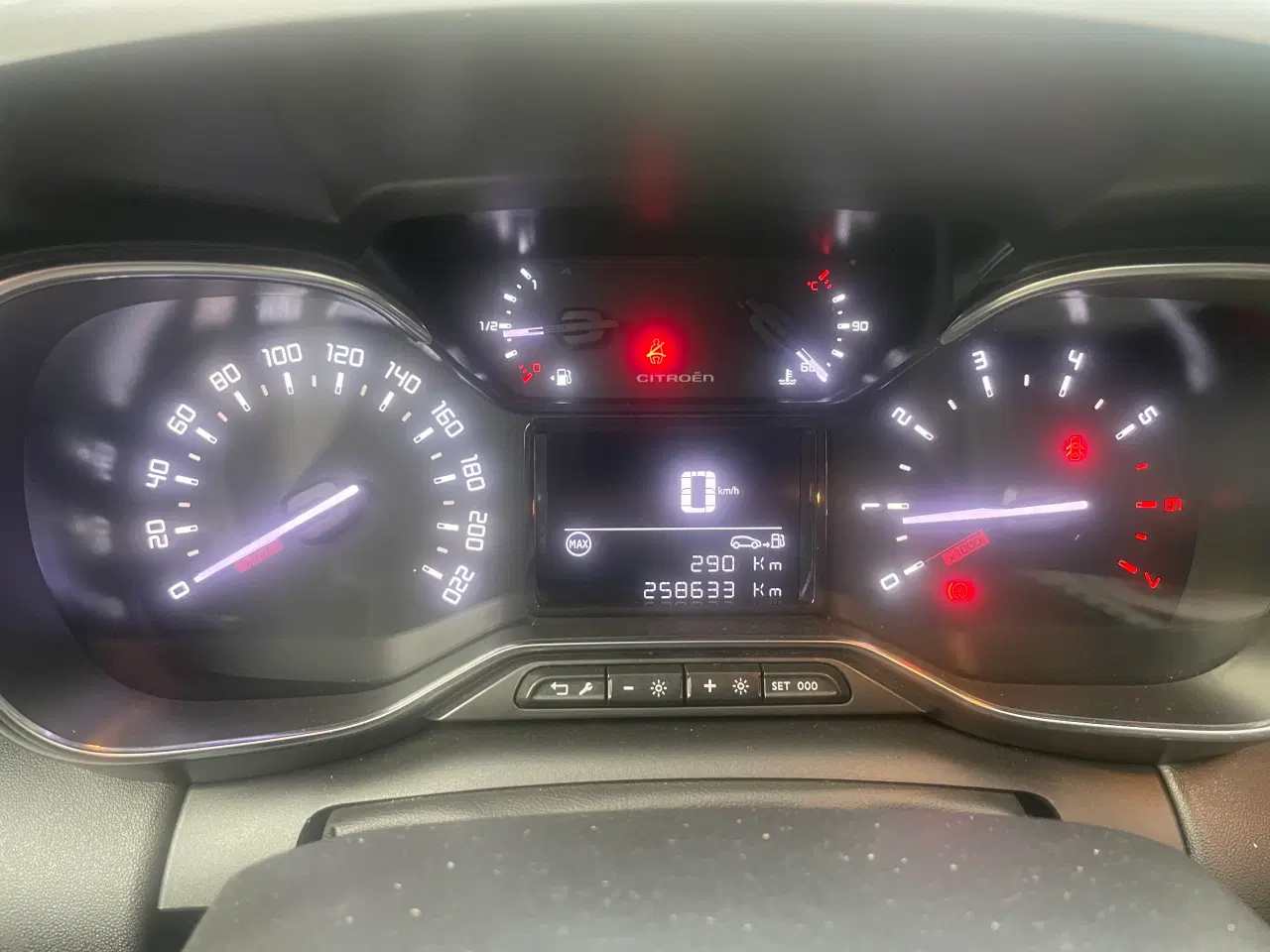 Billede 15 - Citroen C3 Aircross 1,6 HDI Black Line LS