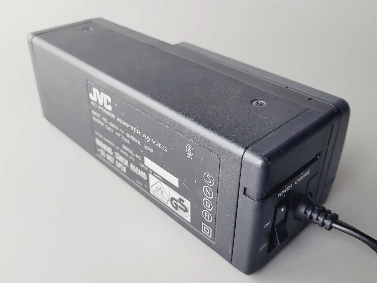 Billede 4 - ⭐️· 📷 JVC Oplader & Batteri (AA-V2EG / BN-V5GU) 