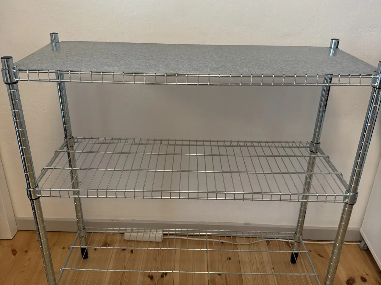 Billede 1 - Reol fra IKEA (OMAR) - sælges