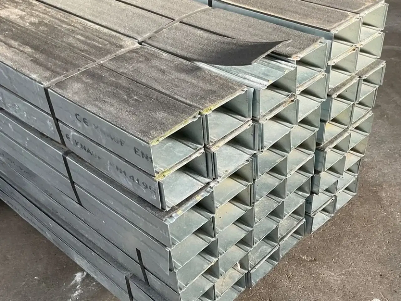 Billede 2 - Knauf Skinne, SKP 95x3000mm - 96 stk