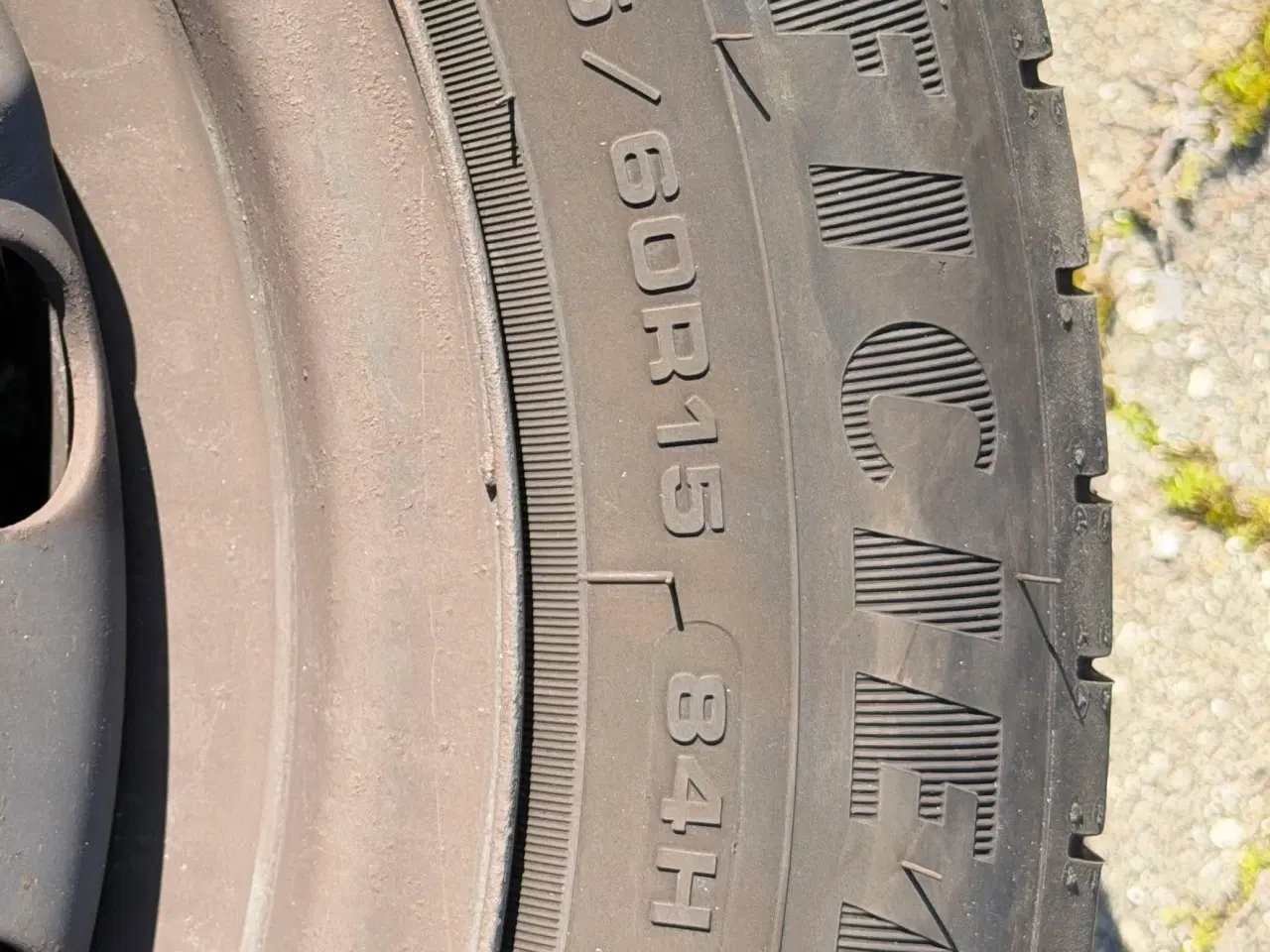 Billede 3 - Sommerdæk på stålfælg