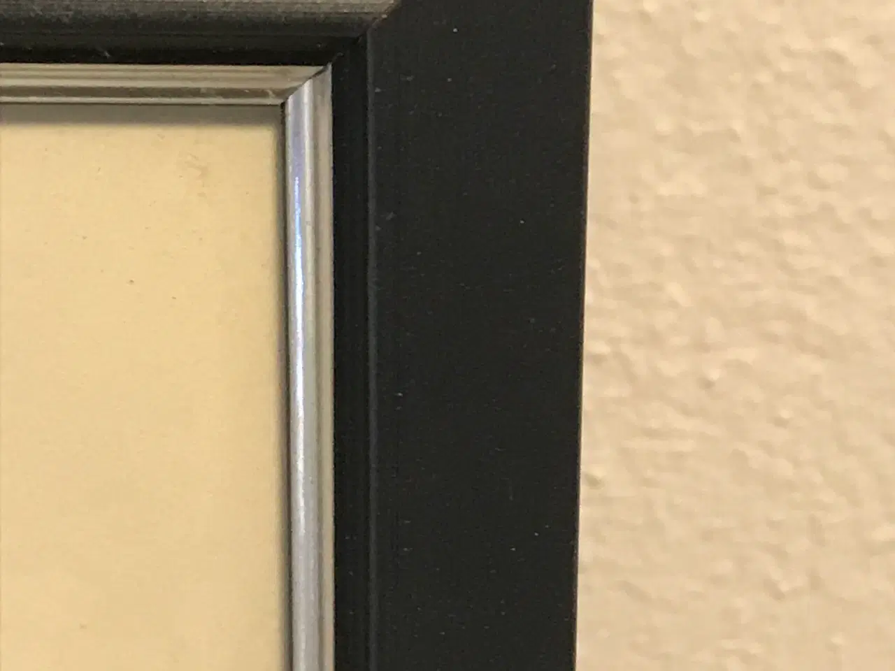 Billede 2 - Elegangt billedramme i sort træ