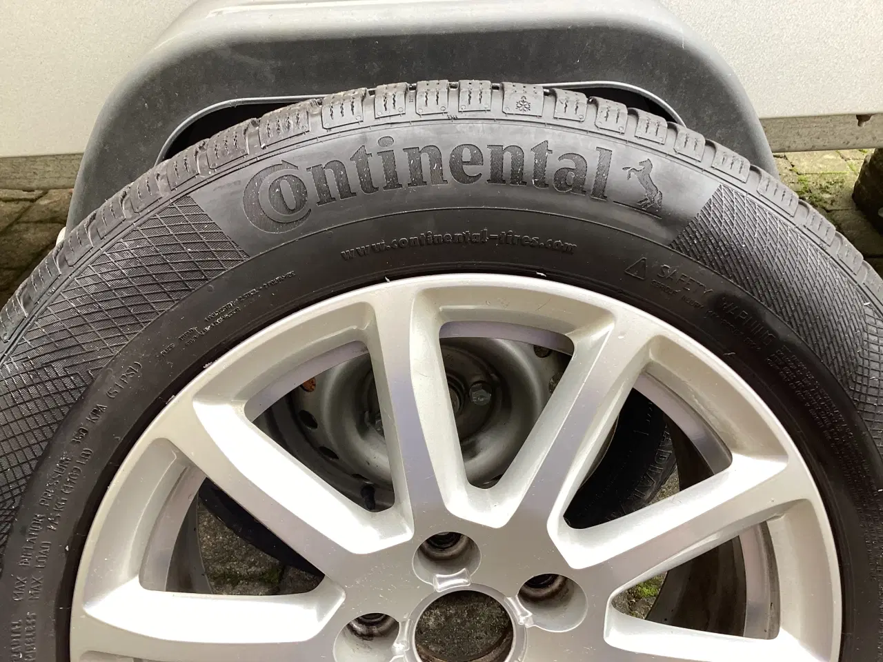 Billede 2 - Alufælge med vinterdæk