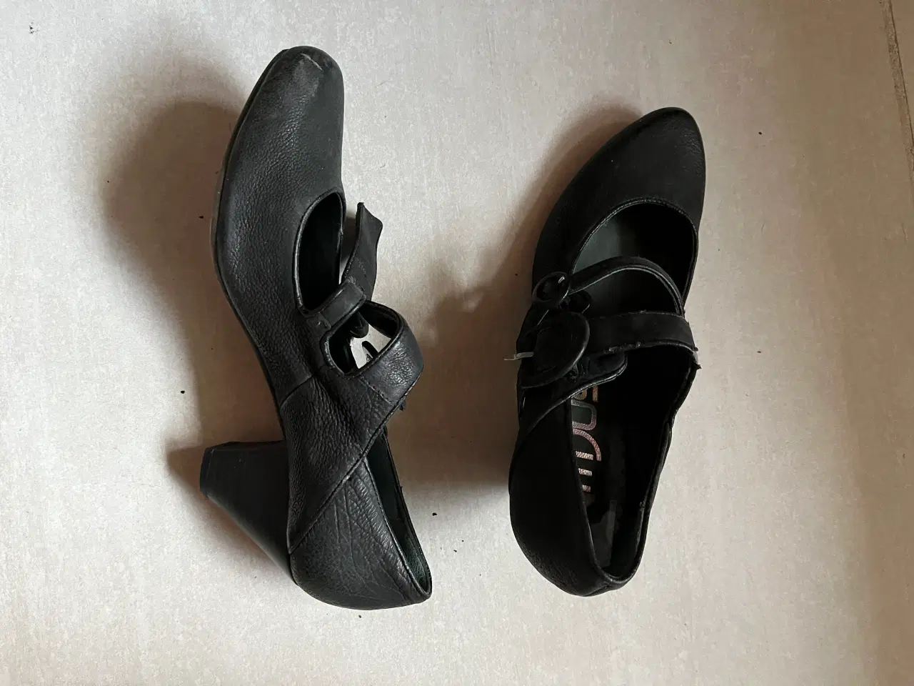 Billede 5 - Læder og rigtig godt stand