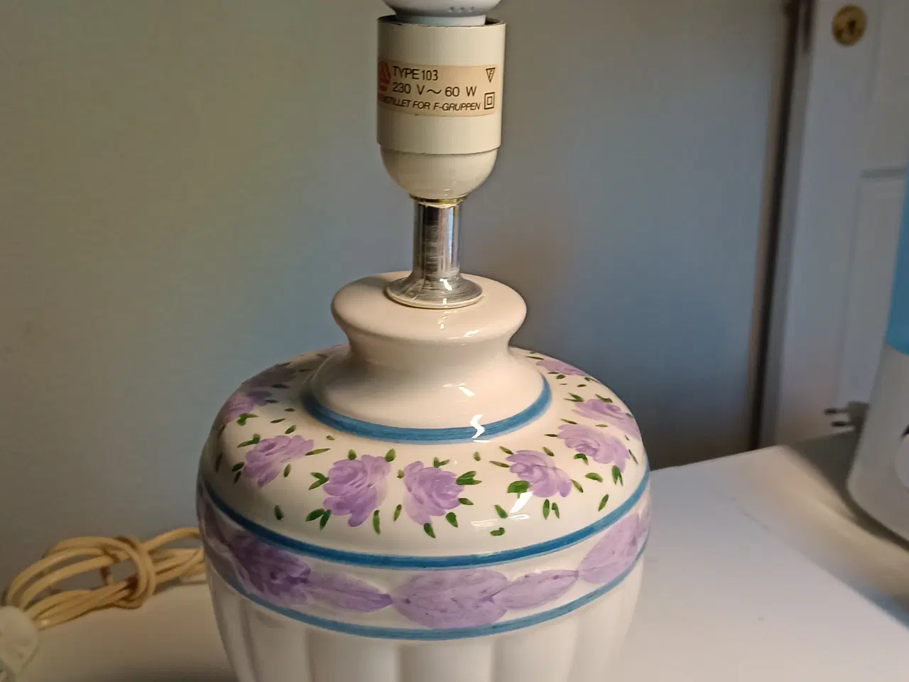 Billede 1 - Porcelæns lampe 