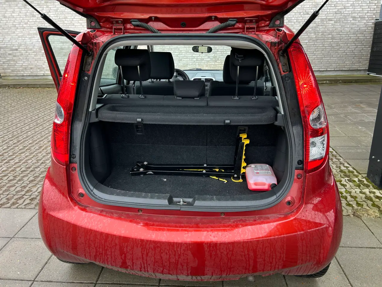 Billede 5 - Fin lille by bil