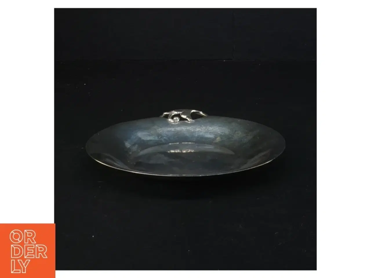 Billede 1 - Antikt sølvfad (str. 17 cm)