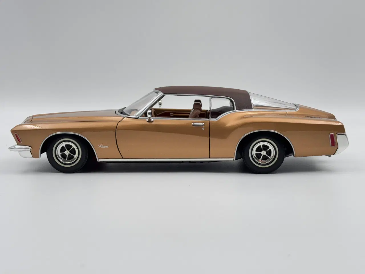 Billede 3 - 1971 Buick Riviera 1:18  Super flot!  