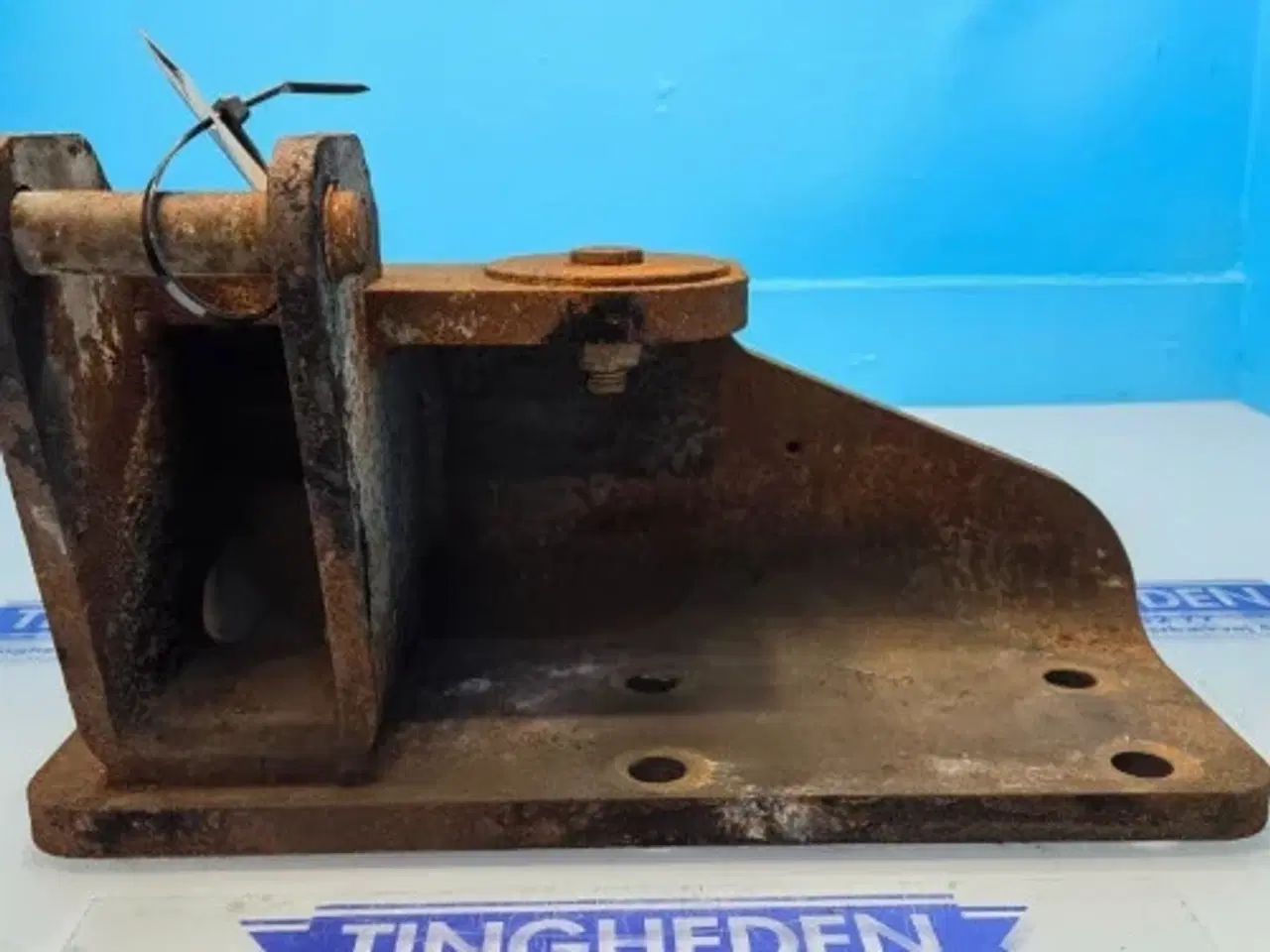 Billede 2 - New Holland T7.315 Beslag L. 47702311