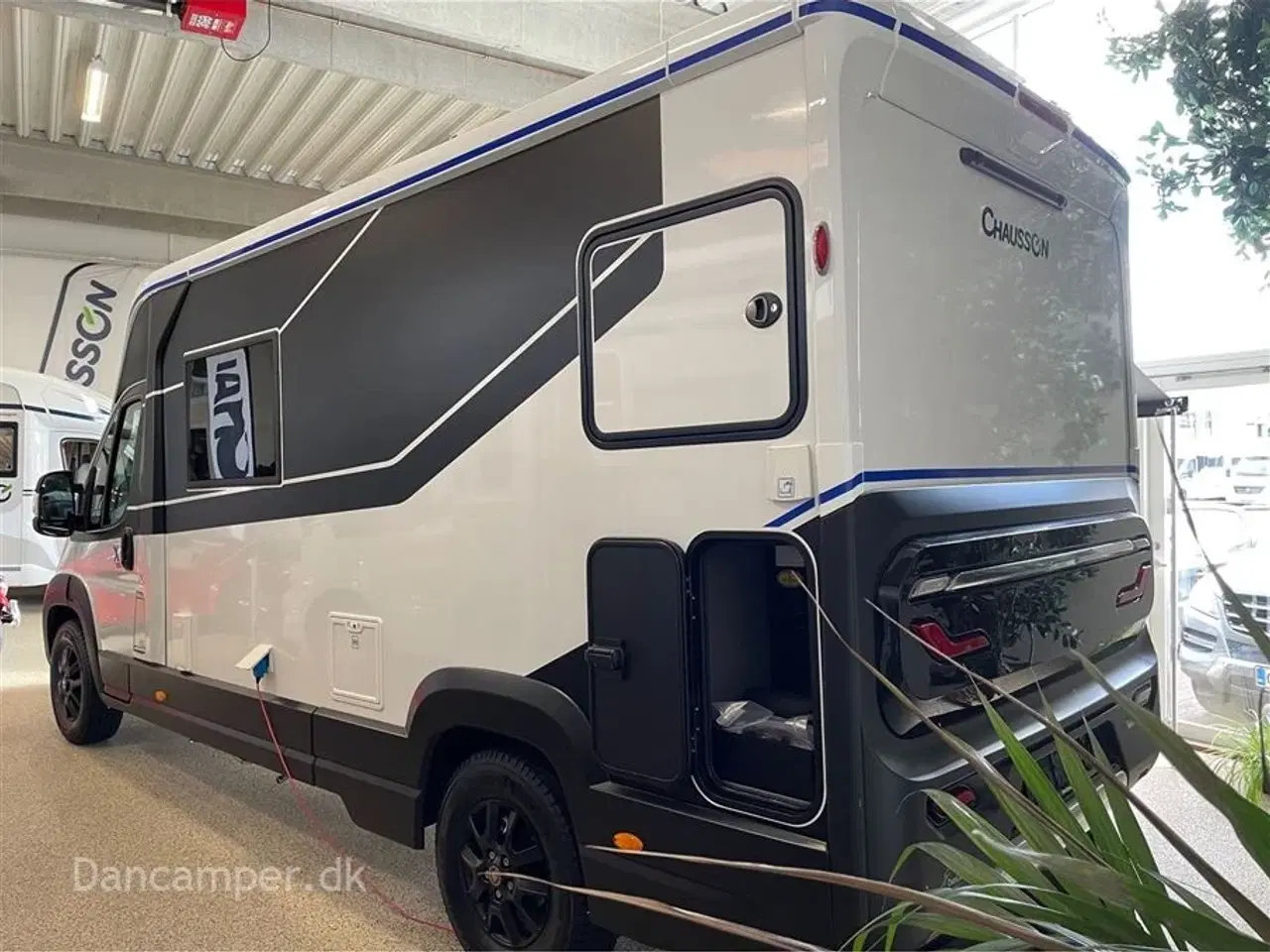 Billede 5 - 2024 - Chausson X650 Exclusive line   Flot innovativ cross-over model! Camper med stor Lounge og siddegruppe, sænkeseng, stor garage, Connect-, Artic- og X-tilbehørspakke,