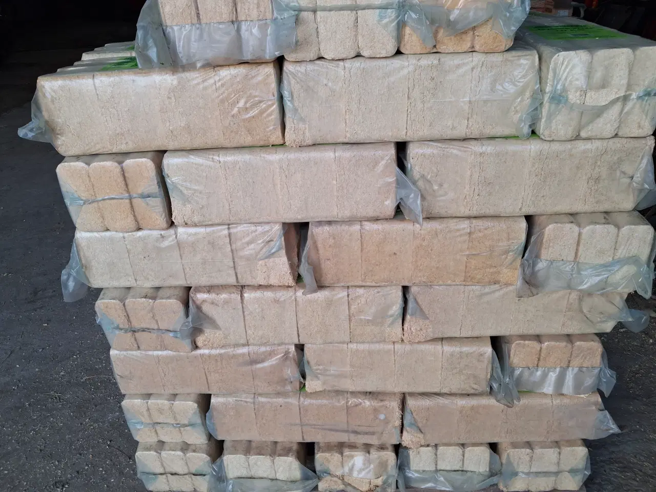 Billede 4 -  Træbriketter fra Rosager