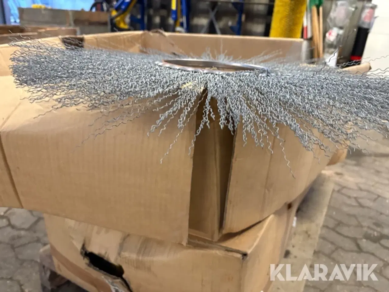 Billede 6 - Børster - hul-diameter 17,5