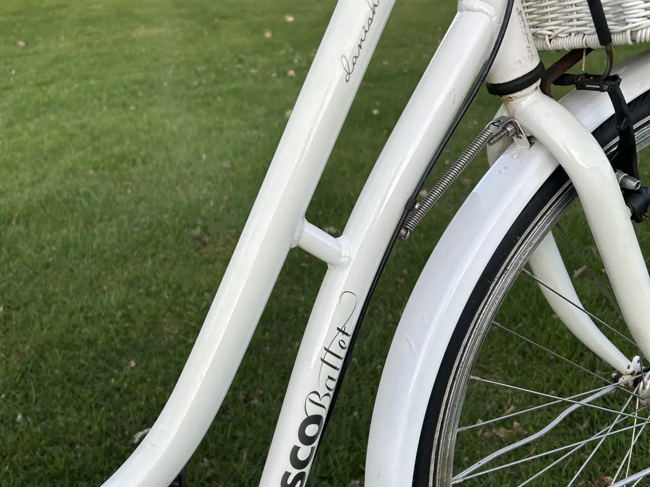 Billede 2 - Sco Damecykel 