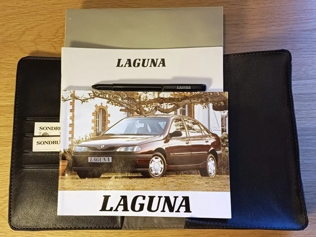 Billede 6 - Renault Laguna (Model 1998), 1/43