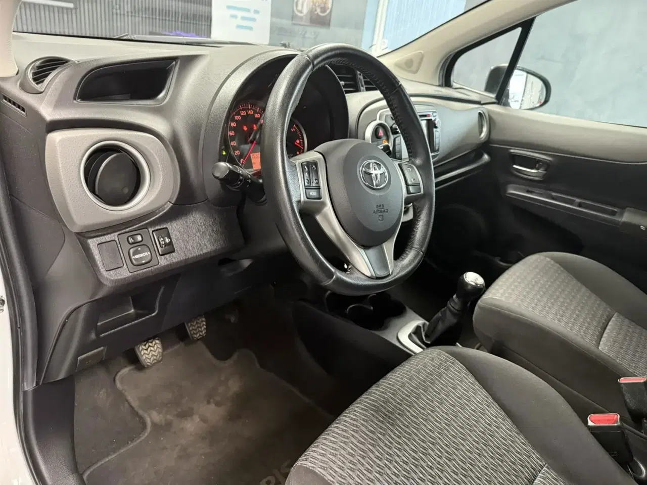 Billede 8 - Toyota Yaris 1,0 VVT-I T2 Style 69HK 5d