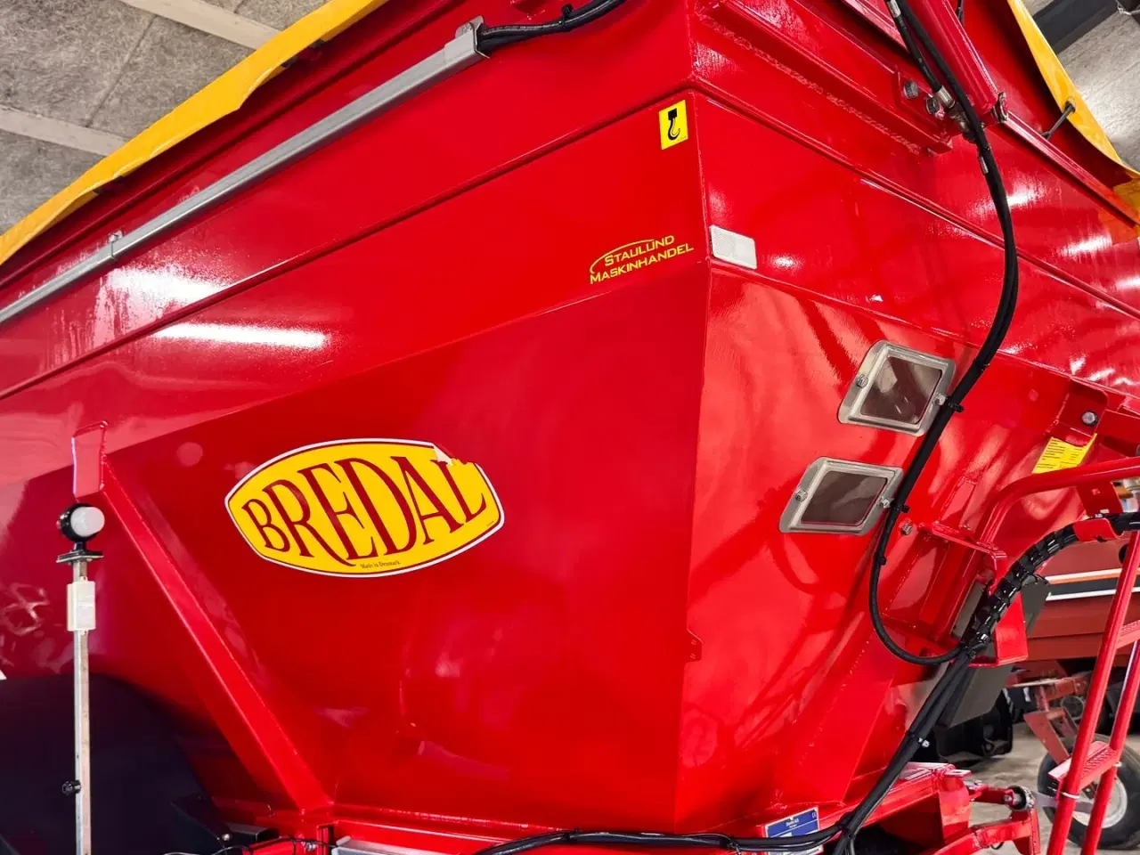 Billede 18 - Bredal K65 Med kalk- og gødningsudstyr