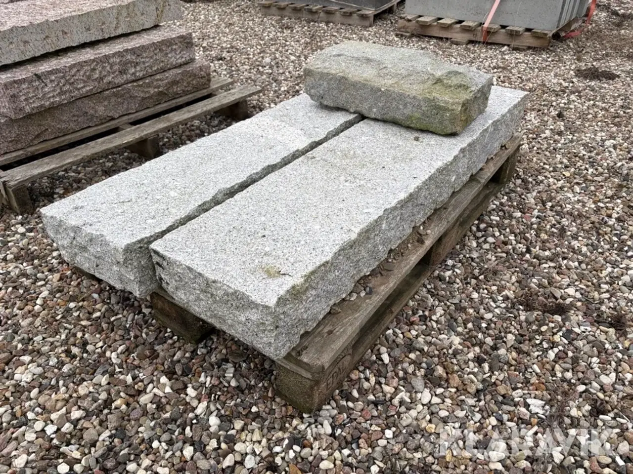 Billede 12 - Kantsten granit 9 styk.