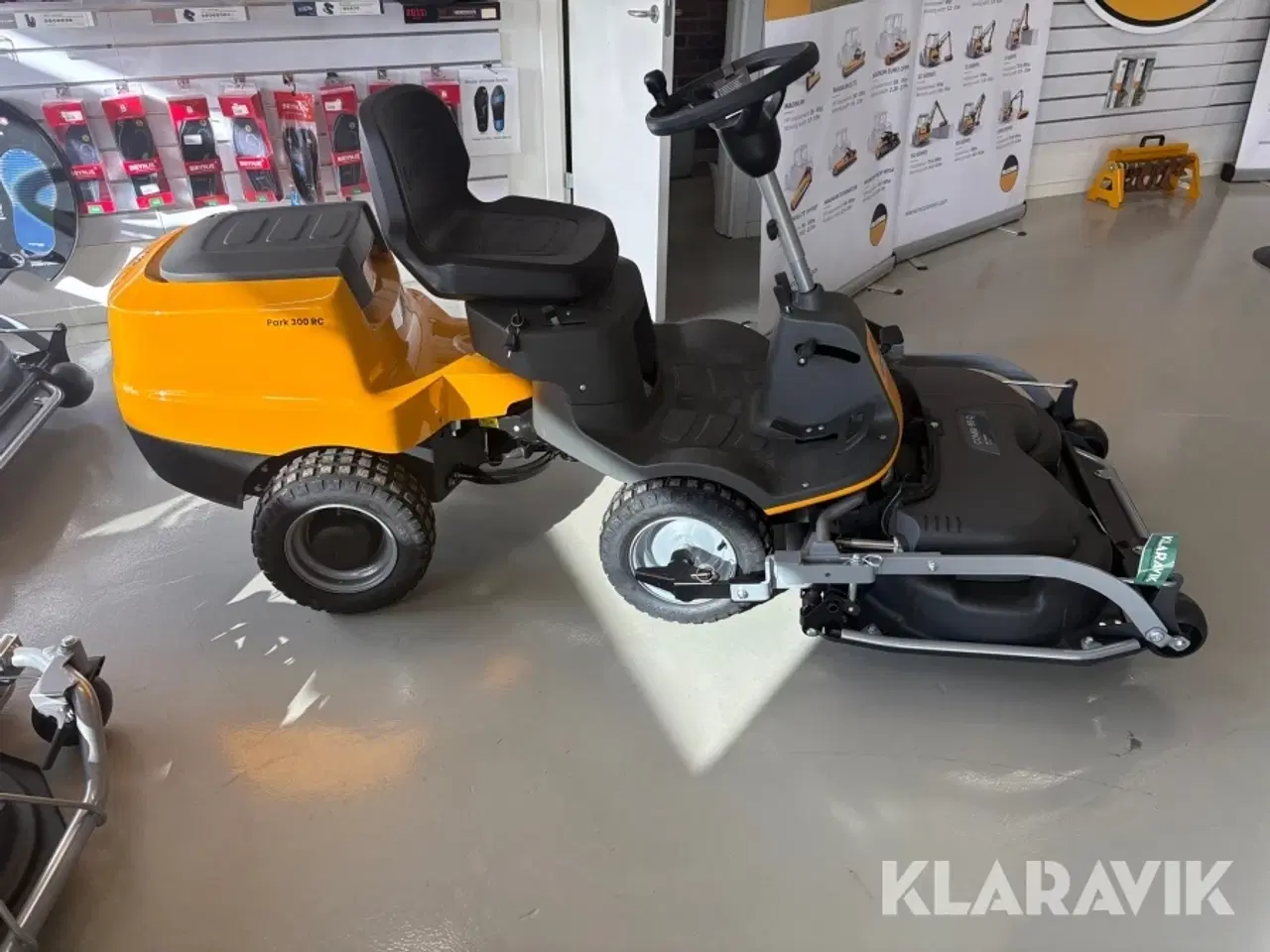 Billede 4 - Græsslåmaskine Stiga Park 300 RC