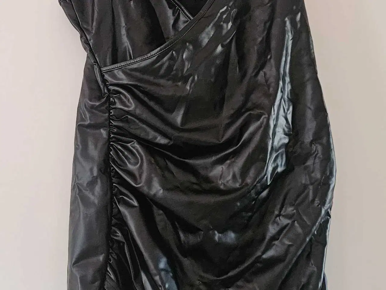 Billede 4 - Forskellige kjoler sælges