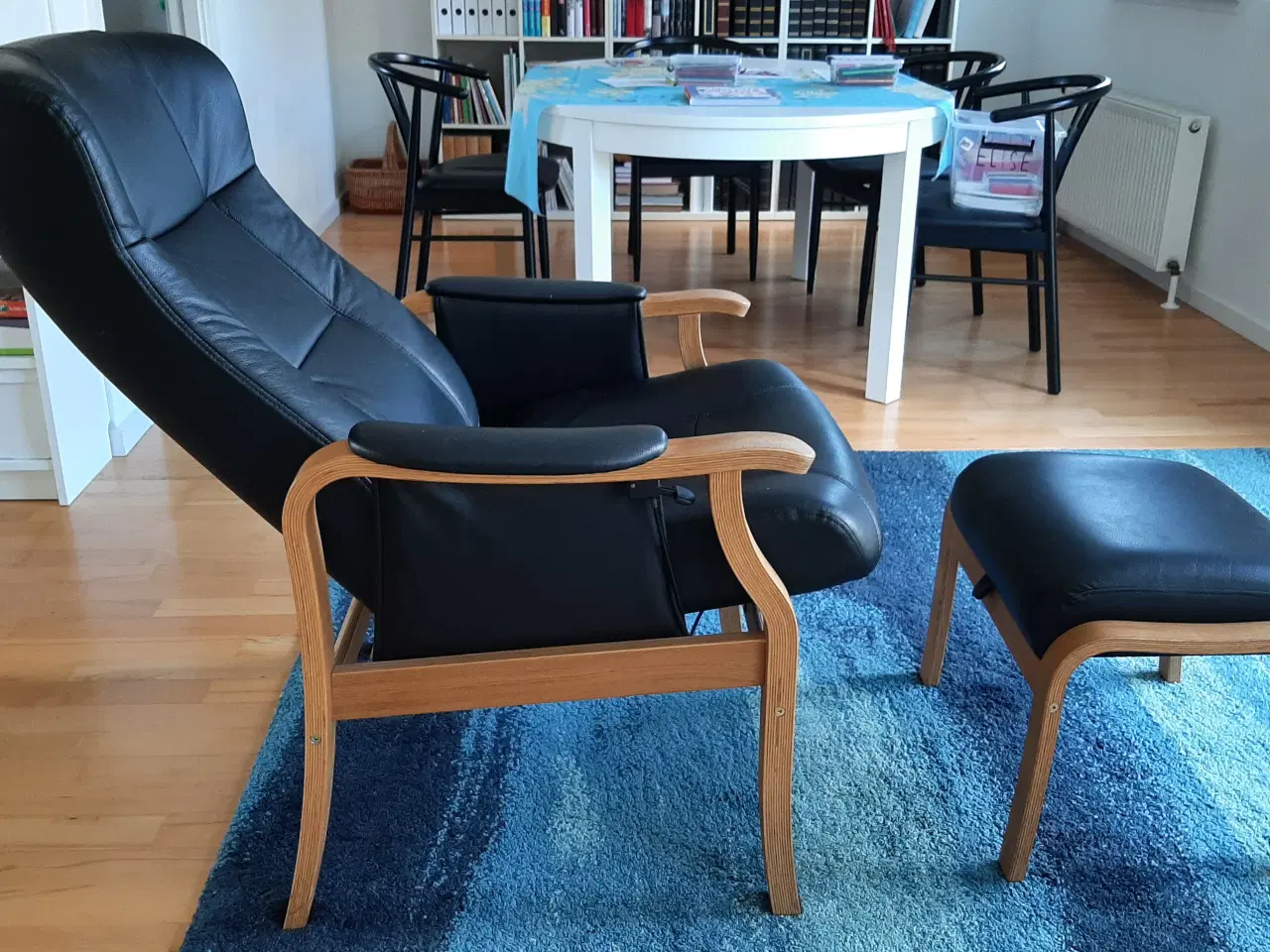 Billede 4 - Sorø hvilestole og Sorø skammel