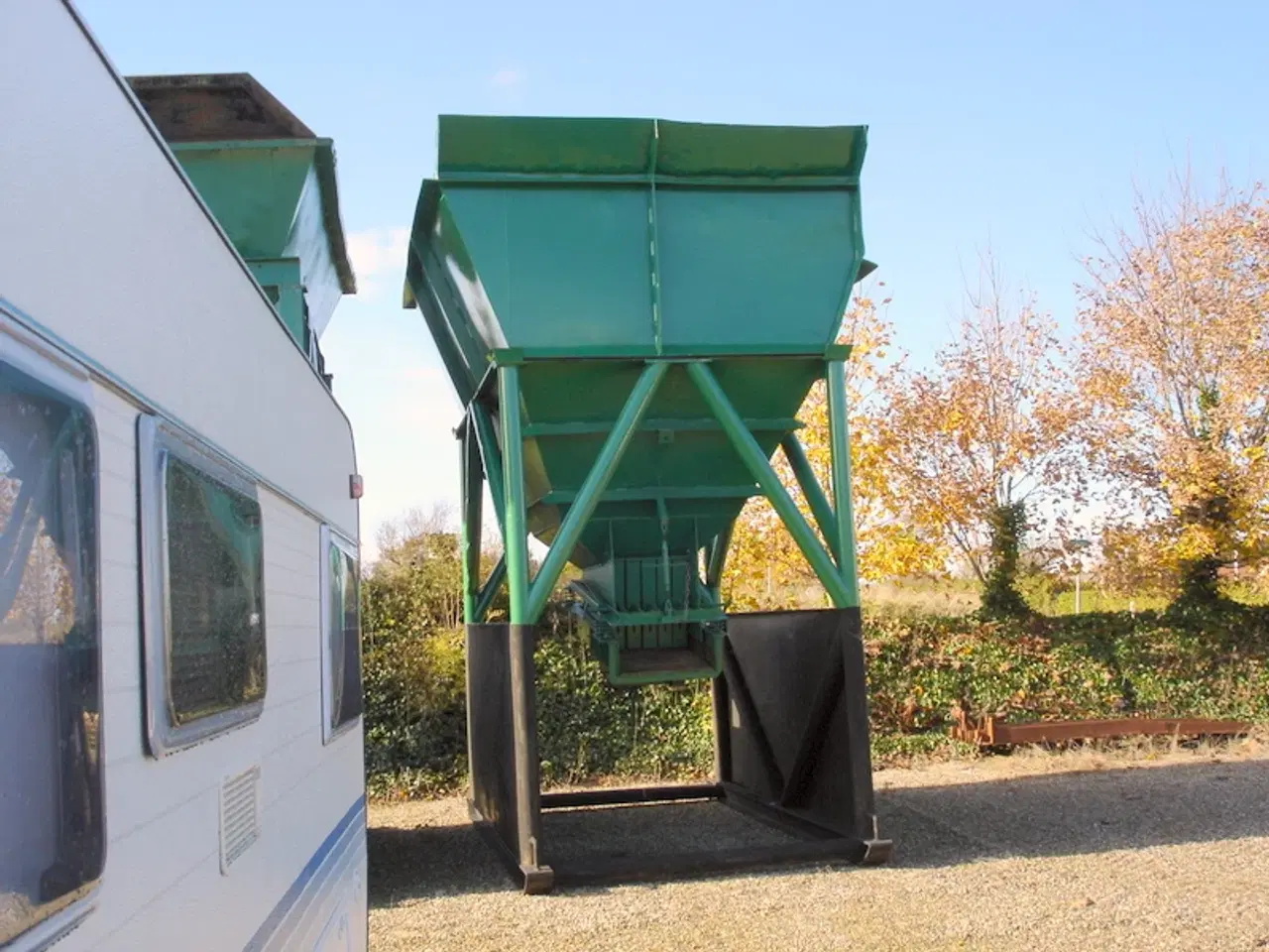 Billede 1 - Fødekasse