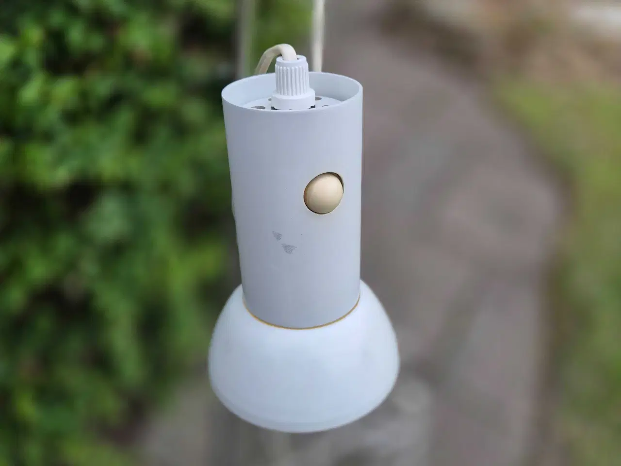 Billede 5 - Hvid gulvlampe med søde afbrydere