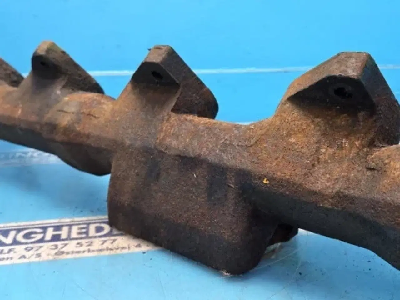 Billede 5 - John Deere 6125HZ001 Udstødningsmanifold R116838