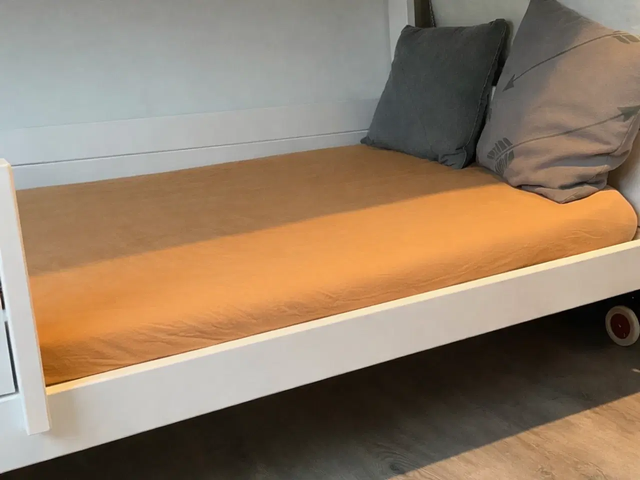 Billede 3 - Lifetime Hideout Hut Low Sleeper seng