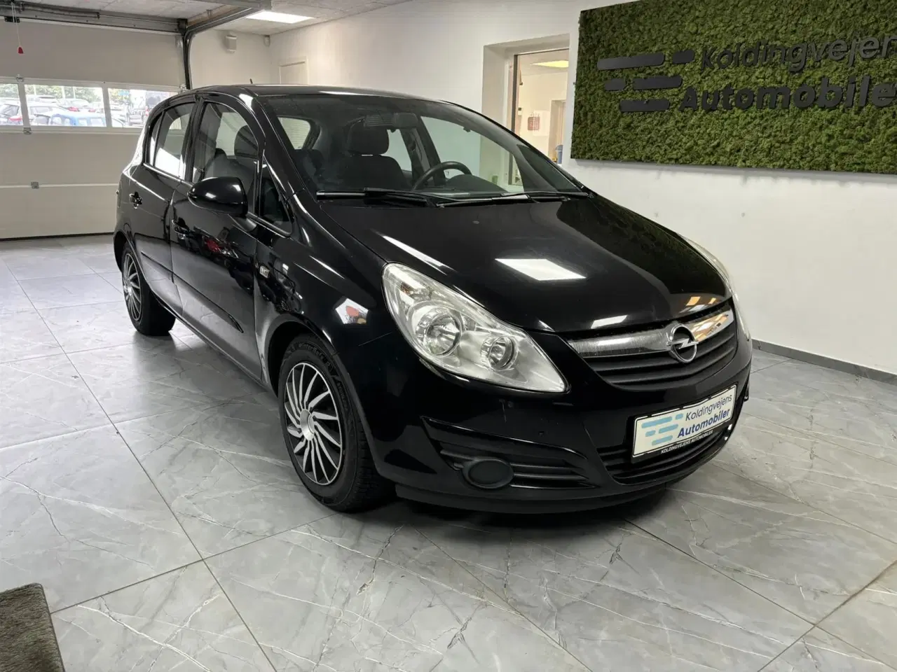 Billede 1 - Opel Corsa 1,2 Twinport Limited 80HK 5d