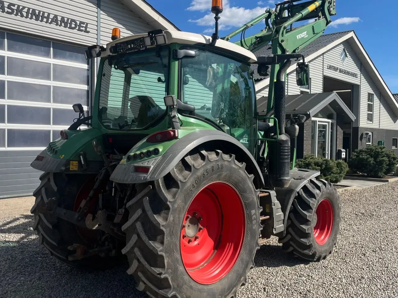 Billede 26 - Fendt 313 VARIO Med frontlift og frontlæsser