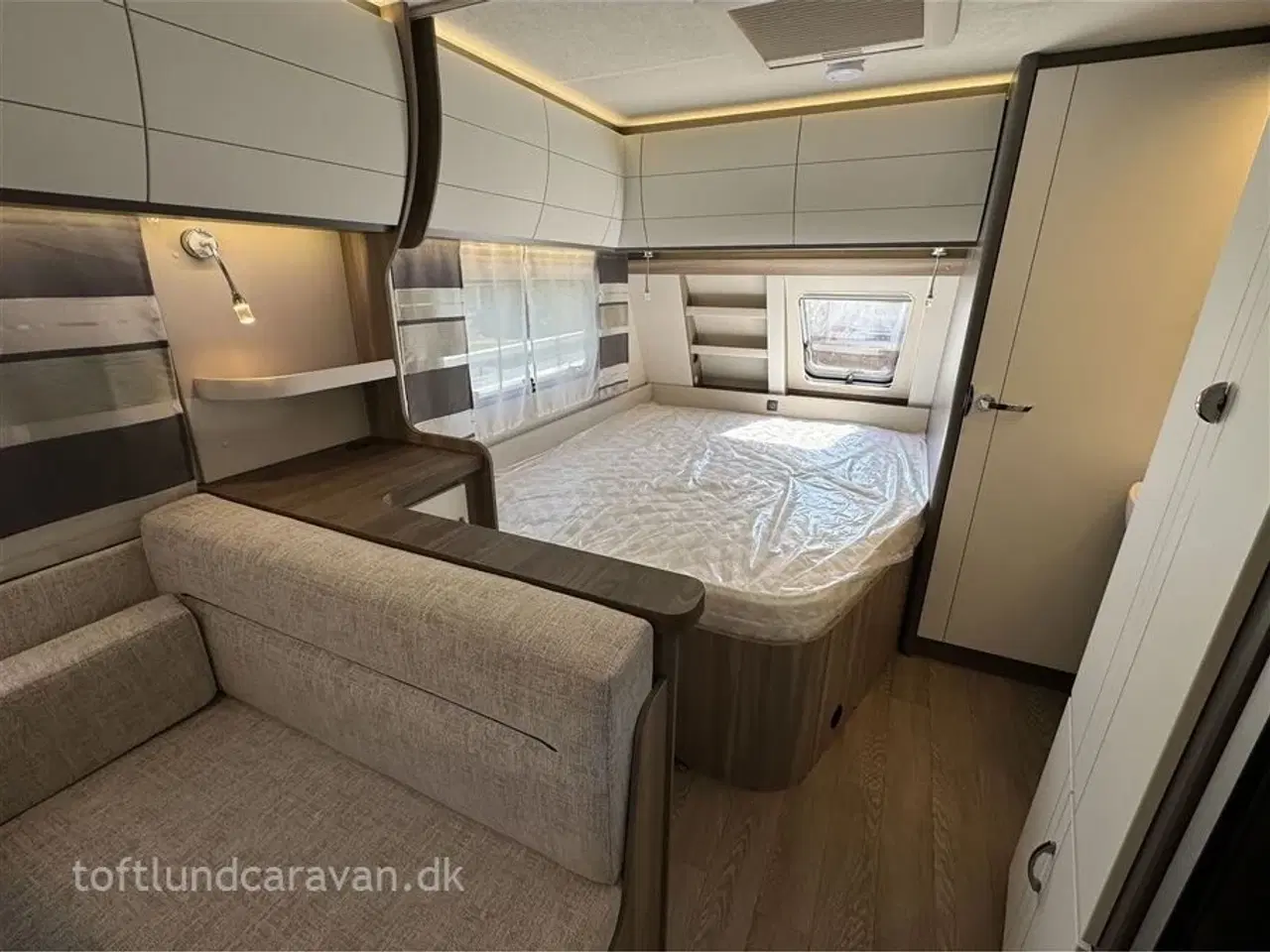 Billede 16 - 2024 - Hobby Excellent Edition 650 KMFe   Sønderjyllands aut. HOBBY forhandler. ULTIMATIV FAMILIEVOGN, Op til 8 sovepladser. NU PÅ LAGER NU.