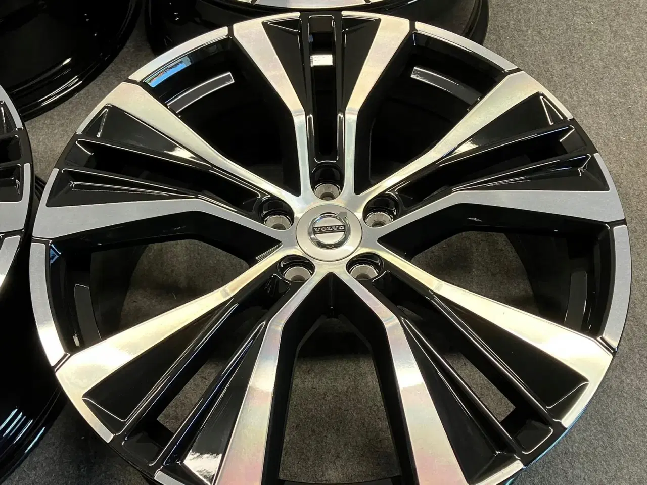 Billede 4 - VOLVO XC60 20"