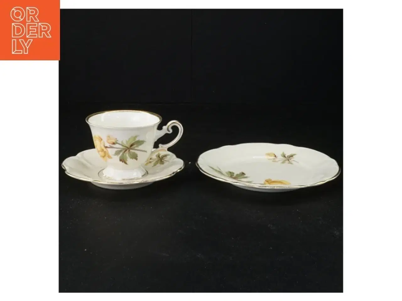 Billede 1 - Porcelænskopper og underkopper fra Antoinette (str. 16 x 8 cm)