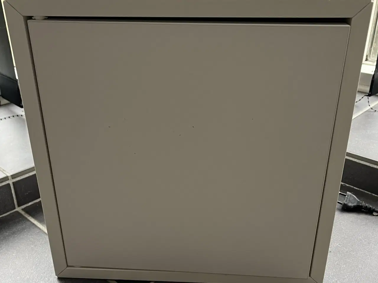 Billede 3 - Lang sort bordplade i træ